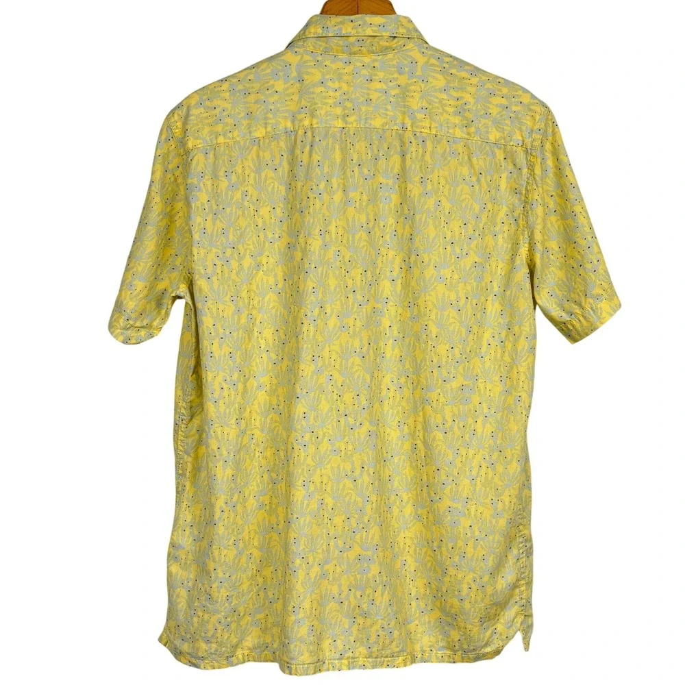 Levis Cactus Print‎ Shirt Mens M Yellow Camp Collar Desert Floral Button Up